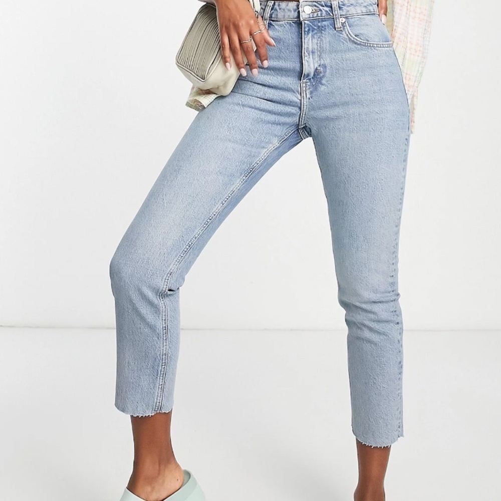 Topshop straight leg light wash jeans 26